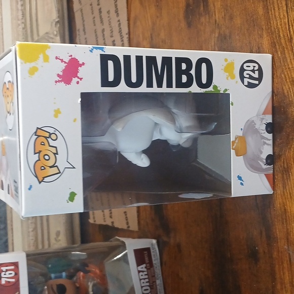 Disney Dumbo DIY Vinyl Figure with White and Pink Accents *box Issue - Picture 4 of 7